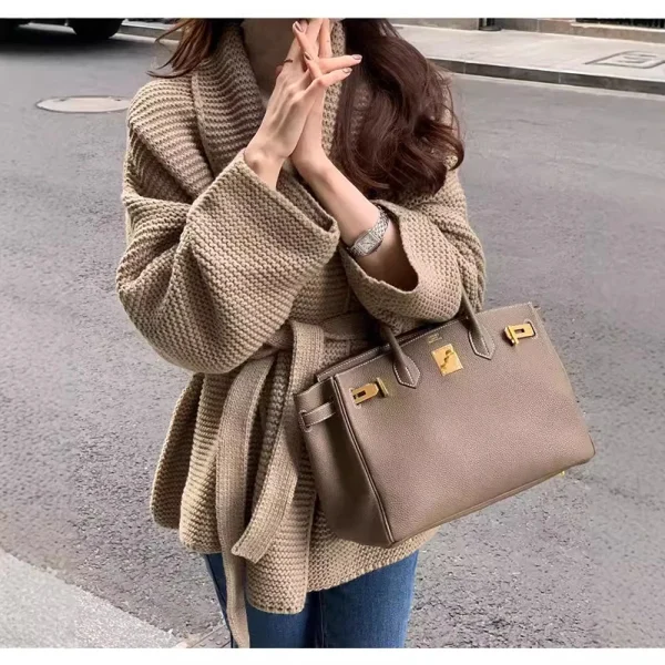 Woman Autumn And Winter Sweater Coat Loose Fashion